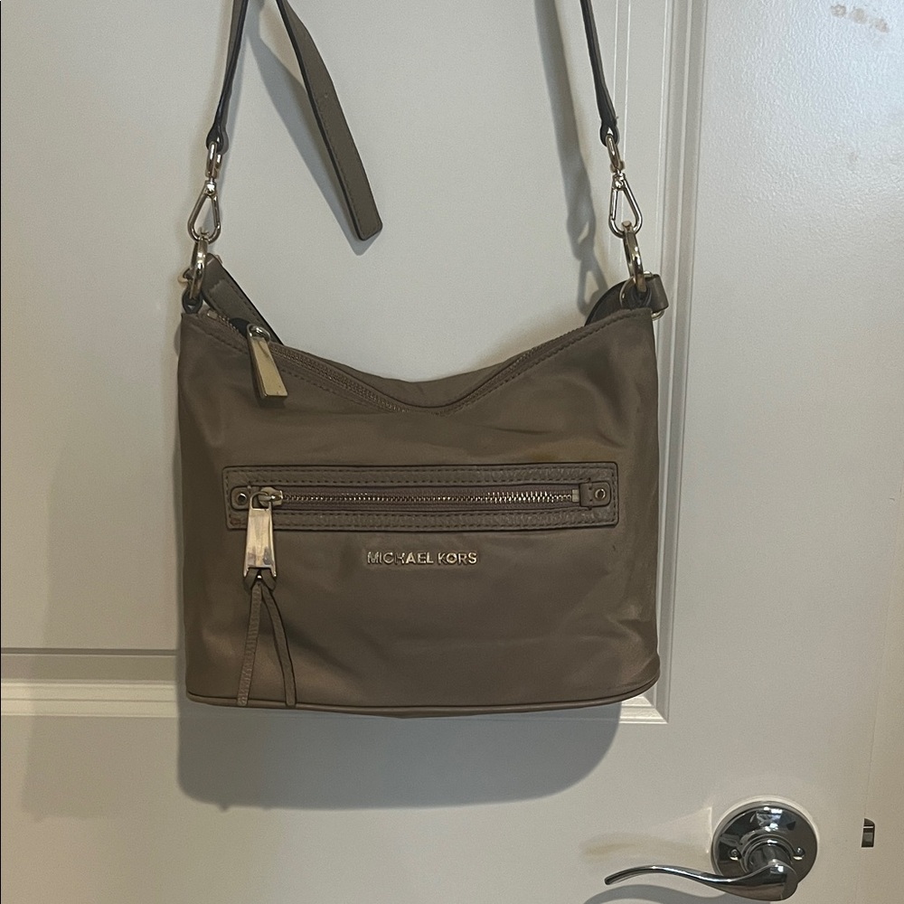 Michael Kors Tan Shoulder Bag with Gold Accents